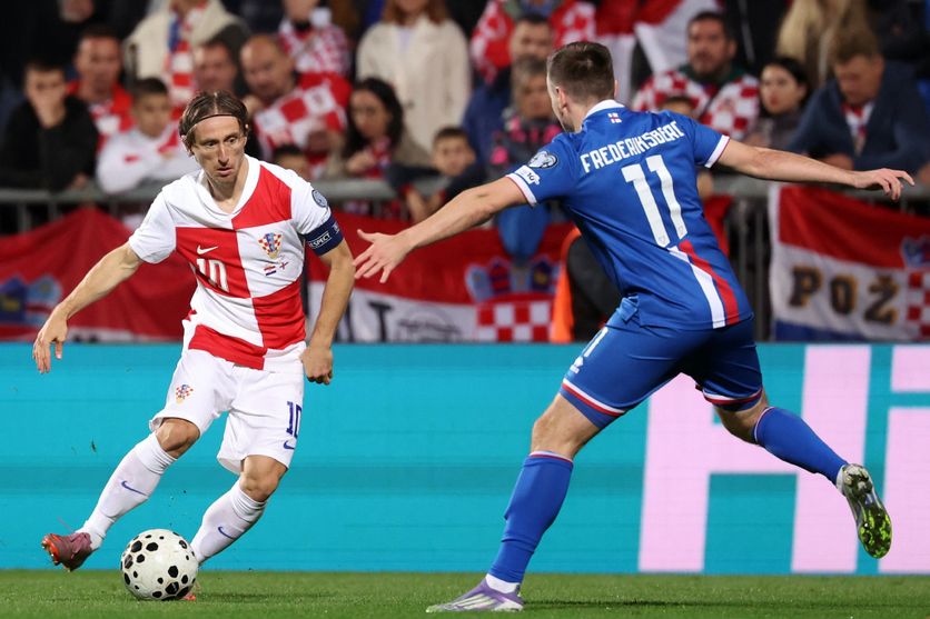 découvrez notre pronostic pour le match angleterre vs croatie lors de la coupe du monde 2026. analyse des équipes, statistiques clés et conseils pour parier intelligemment.